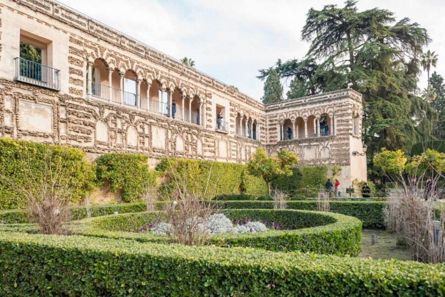 Seville: Alcazar Guided Tour with Entrance - Why this Alcázar tour works: UNESCO palace + Dorne connections