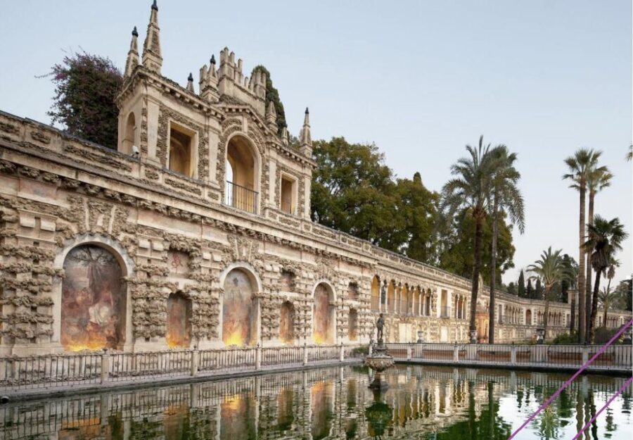Seville: Alcazar Skip-the-Line Guided Tour with Tickets - Entering the Alcázar: the timeline you’ll walk through