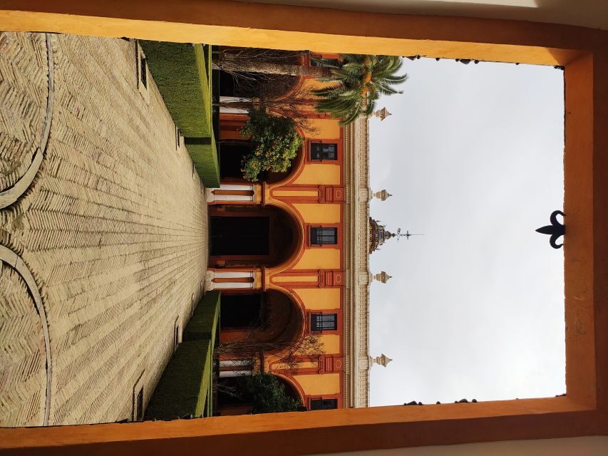 Seville: Alcázar Tour with Tickets Included - Real Alcázar: Seville’s palace built in layers