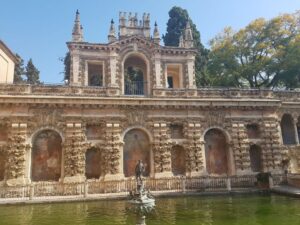Seville: Alcázar Tour with Tickets Included - How the 90 minutes actually feels on your feet