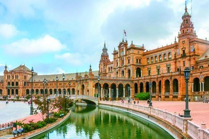 Seville: Alcázar,Cathedral and Plaza España Private Tour - Should You Book This Private Tour?