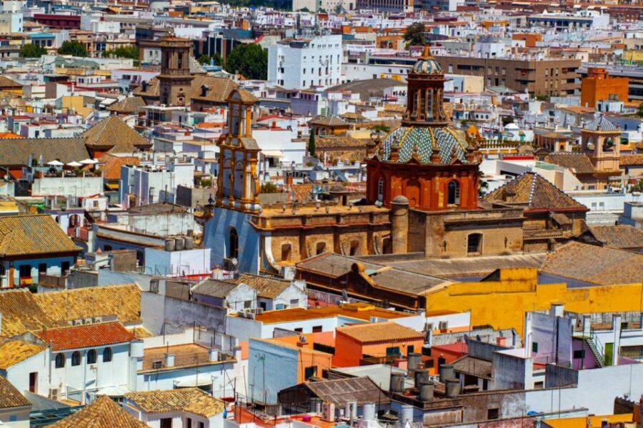 Seville: Barrio de Santa Cruz Small Group Walking Tour - Who should book this Santa Cruz walk (and who might hesitate)