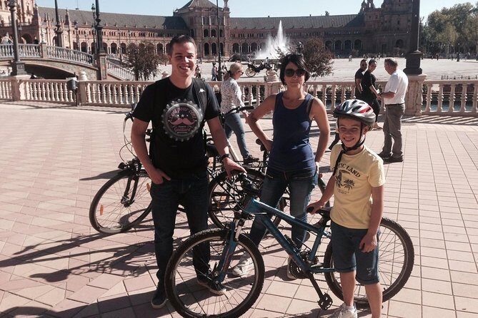 Seville Bike Tour with Full Day Bike Rental - Santa Cruz Jewish Quarter: Monuments, Pauses, and the Real Seville Mix