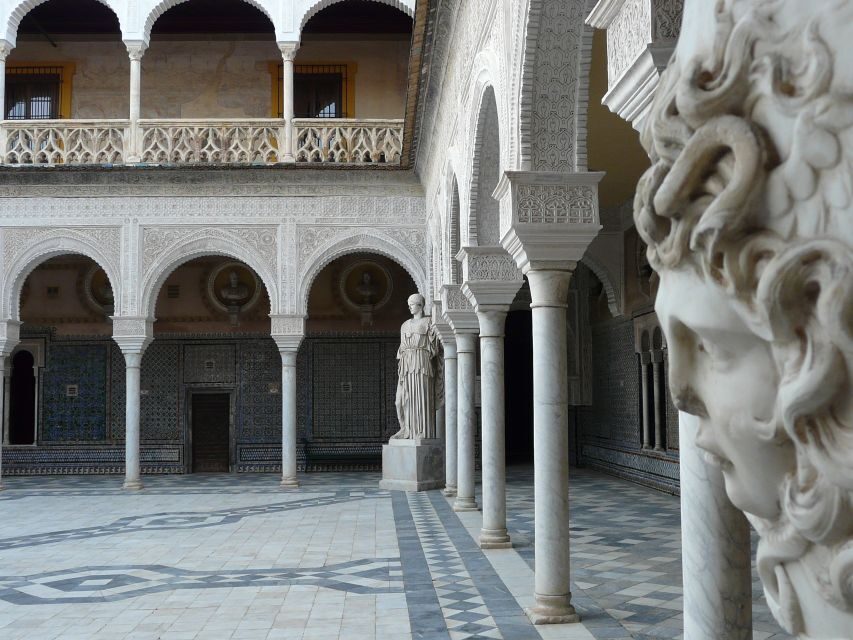 Seville: Casa de Pilatos Ground Floor Entry Ticket - Timing Tips: When to Go for Photos and Calm