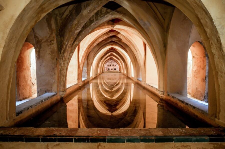 Seville: Cathedral, Giralda & Alcazar Entry With Guided Tour - Climbing the Giralda: the view costs effort