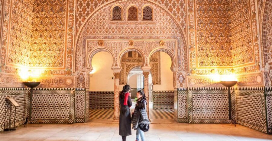 Seville: Cathedral, Giralda & Alcazar Entry With Guided Tour - Patio de Doncellas: a courtyard moment you’ll remember