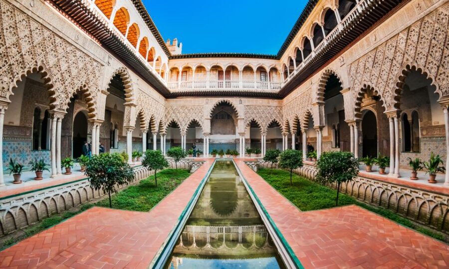 Seville: Cathedral, Giralda, and Alcazar Guided Tour - Key highlights worth planning around