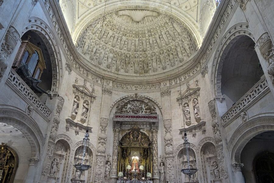 Seville: Cathedral, Giralda, and Alcazar Guided Tour - Game of Thrones film locations you’ll notice on the walk