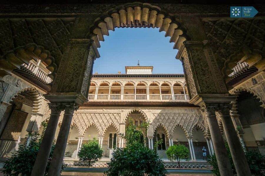 Seville: Cathedral, Giralda, and Royal Alcázar Guided Tour - The Real Value: Skip the Lines and Use Your Time Better