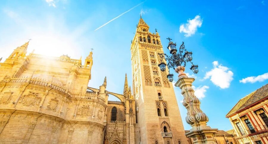 Seville Cathedral & Giralda Guided Tour: Skip-the-Line Entry - Skip-the-line entry: why it’s worth paying for