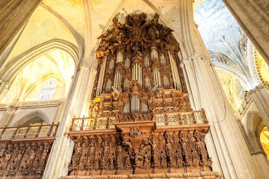 Seville: Cathedral Guided Tour with Optional Alcázar - Add the Alcázar same day: when it’s worth it