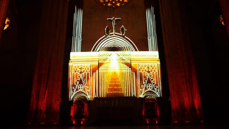 Seville: Cathedral of Seville Guided Night Tour & Light Show - Key points before you go