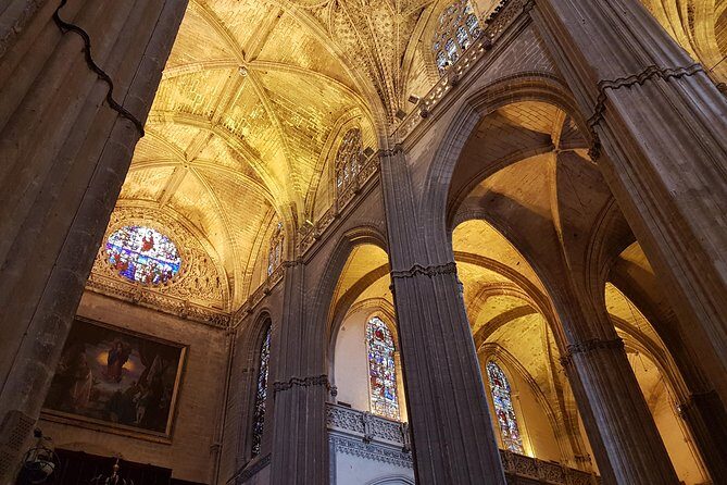 Seville Cathedral Tour including tickets and skip the line entry - Entering the cathedral: a massive Gothic space, explained simply