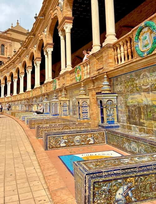 Seville: City Walking Tour - Torre del Oro and Seville’s River Story
