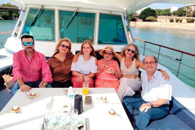 Seville: Cruise along the Guadalquivir River with appetizer - The route: photo stops along the river from Muelle Nueva York