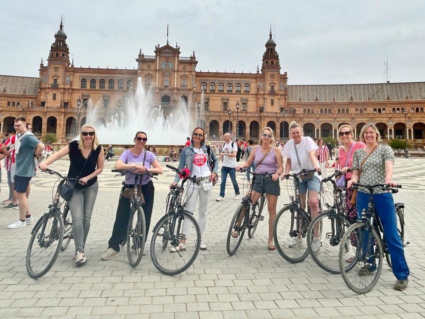 Seville: Dutch Highlights Tour - Starting in Barrio Santa Cruz: the best way to get your bearings fast
