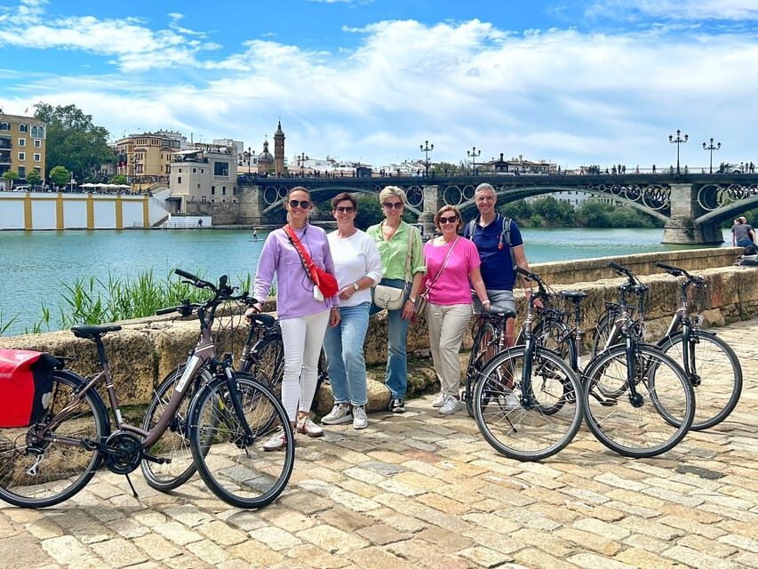 Seville: Dutch Highlights Tour - Triana and the feel of a different neighborhood