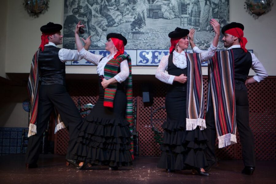 Seville: El Patio Sevillano Flamenco Show Ticket & Dinner - The 75-Minute Flow: What the Show Really Looks Like