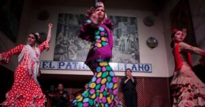 Seville: El Patio Sevillano Flamenco Show Ticket & Dinner - Palos, Palillos, Fans, Hats, and Capes: What to Watch for
