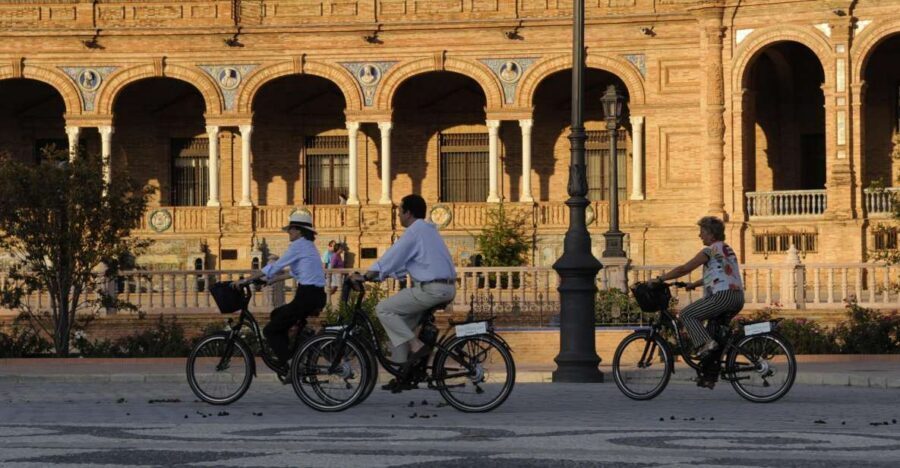 Seville: Electric Bike Tour in Small Group - Cycling Seville Centro With Plaza de España, Maria Luisa Park, and Icon Streets