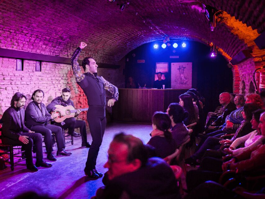 Seville: Flamenco Dreams Show with Drink in an Arabic Vault - A 12th-Century Arabian Vault Changes the Way Flamenco Hits