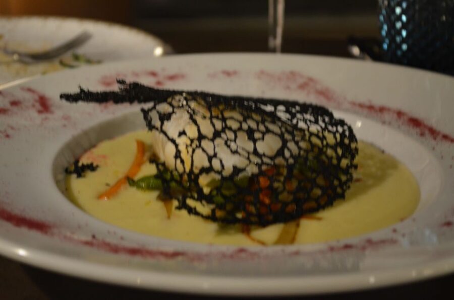 Seville: Flamenco Show & Roof Dinner with Cathedral Views - Who Should Book This Flamenco + Rooftop Dinner Night