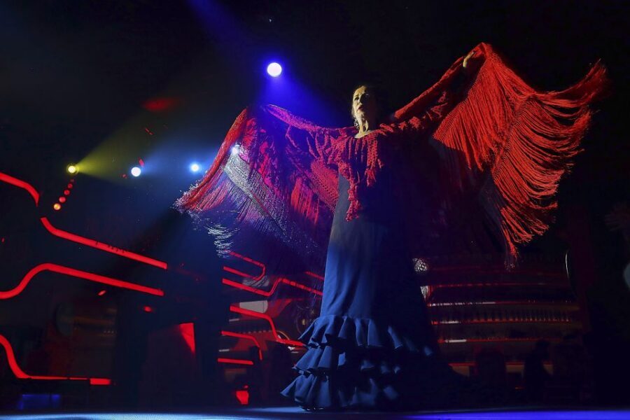 Seville: Flamenco Show Ticket at Tablao Flamenco Las Setas - The cocktail and tapas: sherry flavors with a seat-by-seat plan