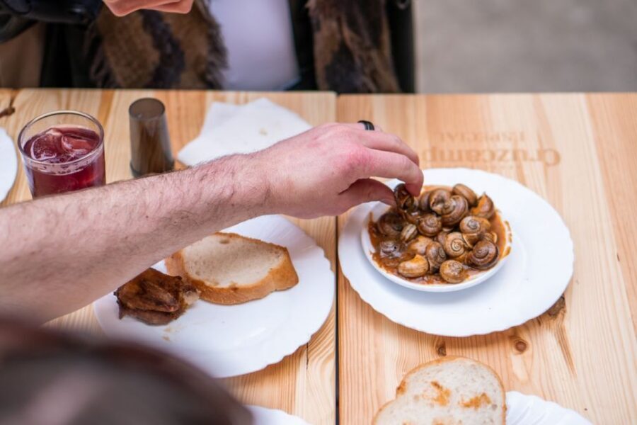 Seville: Flavors of Andalucía Guided Food Tour with Tastings - Meeting at Puente Isabel II: how the walk starts