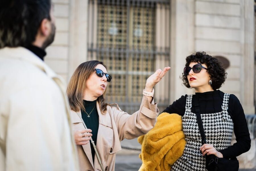 Seville Food Tour with Tapas & Drinks with a Local - The 3.5-hour plan: 4+ stops, food at every pause