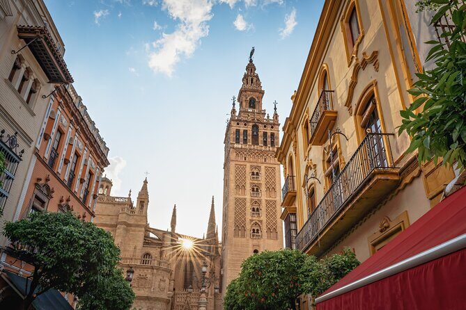Seville Former Jewish Quarter Walking Tour: Santa Cruz - How to get more from the walk (and suffer less in the old lanes)