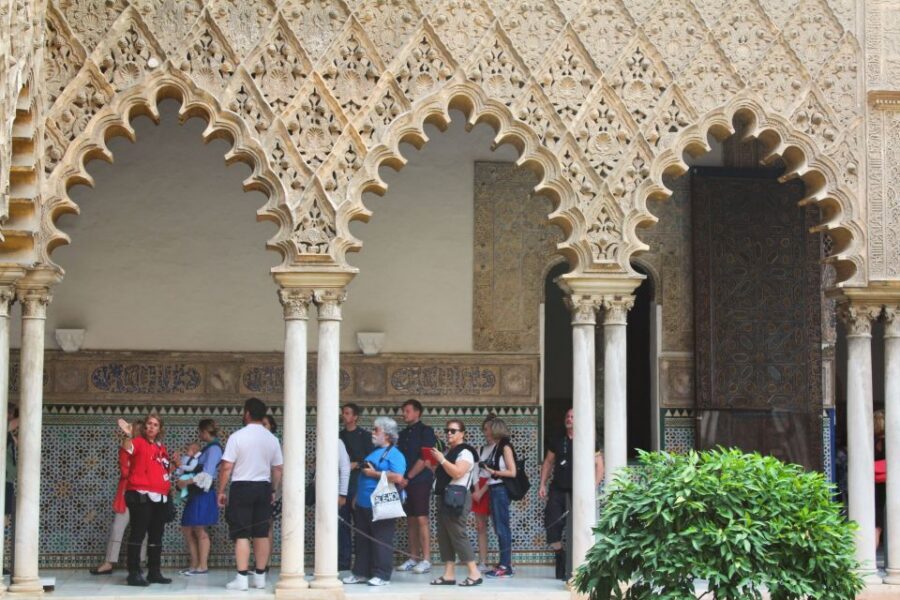 Seville: Guided Sightseeing Day Tour - Plaza de Toros de la Maestranza and Salvador Square