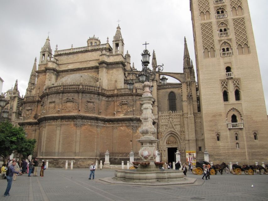 Seville: Guided Tour with Cathedral & Giralda Entrance - Skip-the-line entry: when it’s worth it and when it’s not