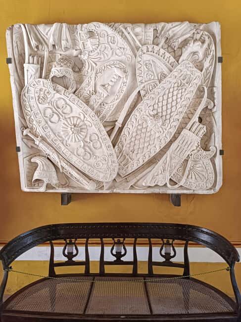 Seville: Guided visit of the Casa de Pilatos with entrance tickets - Price and value: is $28 fair for this experience?