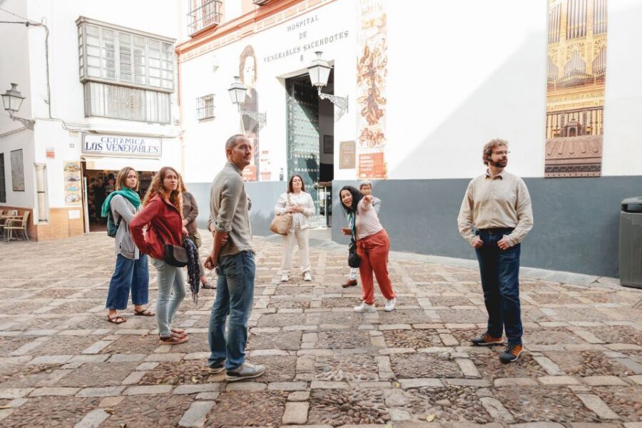 Seville: Guided Walking Tour with Alcazar & Cathedral Access - Seville Cathedral inside: Columbus tomb and major masterpieces