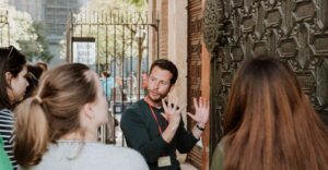 Seville: Guided Walking Tour with Optional Breakfast - Breakfast at Purita Café: a true Sevillian start at 9:30
