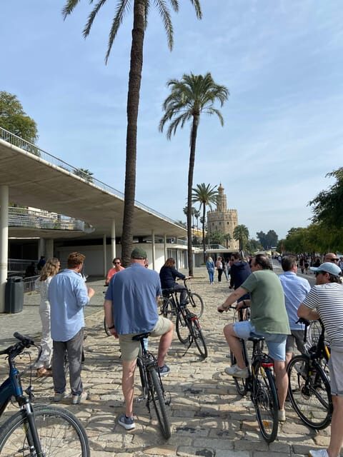 Seville: Highlights City Bike Tour - Maria Luisa Park green zones: a breather that still counts