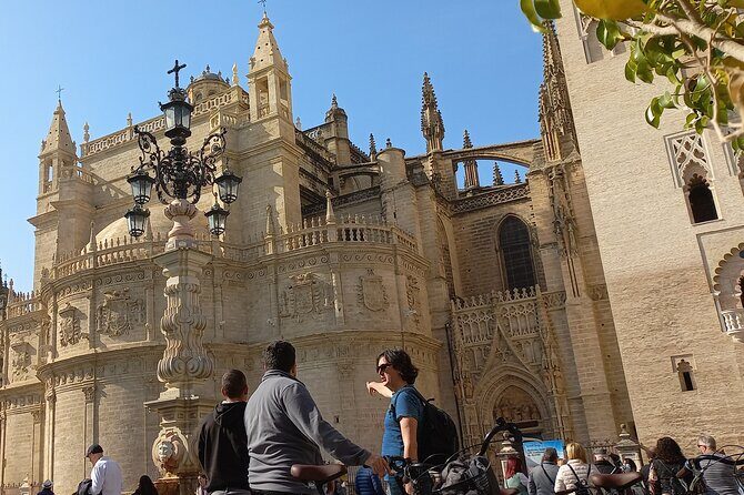 Seville In Season- City Highlight Tour - Palau de San Telmo and Real Alcázar: from sea training to royal walls