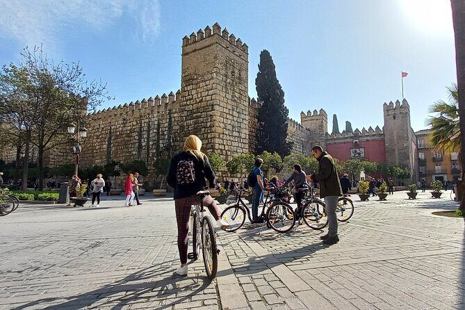 Seville In Season- City Highlight Tour - Parque de María Luisa and Plaza de España: built for walking, made for photos