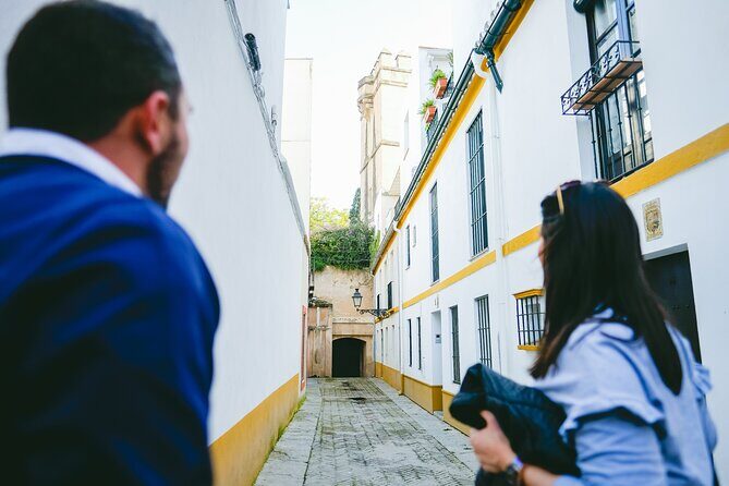 Seville Jewish Quarter Small-Group Walking Tour: History & Gems - Price and value: why $32.65 works for this route