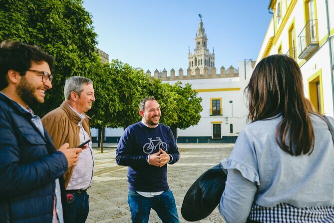Seville Jewish Quarter Small-Group Walking Tour: History & Gems - Jardines de Murillo: a breath of calm while the story continues