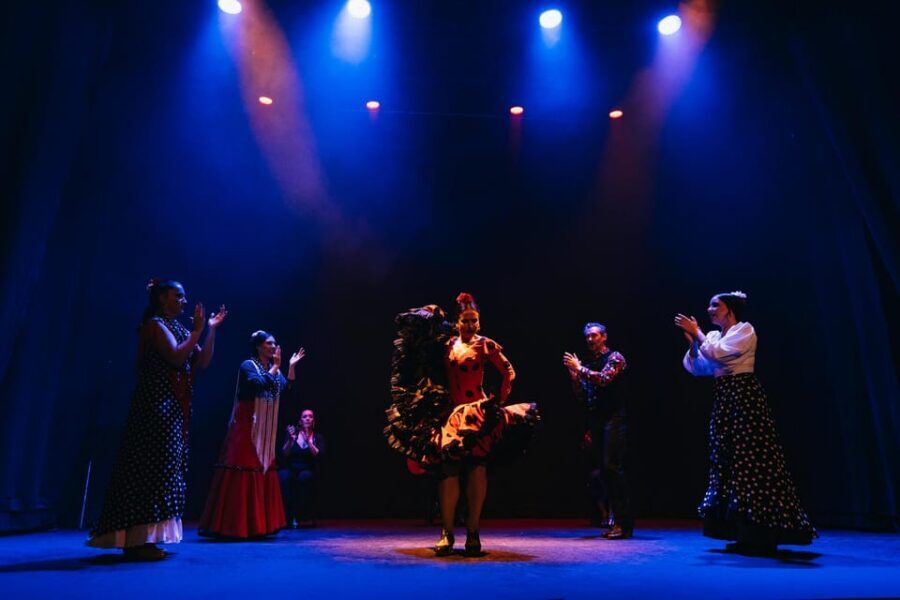 Seville: Live Flamenco Dancing Show Ticket at the Theater - The 60-minute show: what you’ll see from start to finish