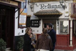 Seville: Major Landmarks Private Tour - Price and What It Buys for a Group Up to 6