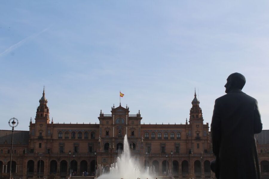 Seville Orientation Tour - The Cathedral and Real Alcázar Exterior Views: What to Notice Before You Pay for More