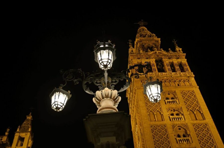 Seville: Paranormal Walking Tour in Spanish - Price and Value: About $14 for 2 Hours in Spanish