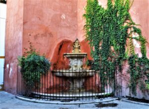 Seville: Plaza de Toros and Barrio Santa Cruz Tour - Museo Taurino highlights: horse yard, chapel, and the ring