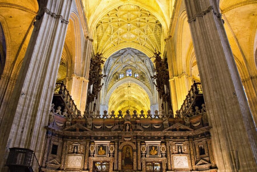 Seville: Priority Access Cathedral & Giralda Tour - Who should book (and who should skip this format)