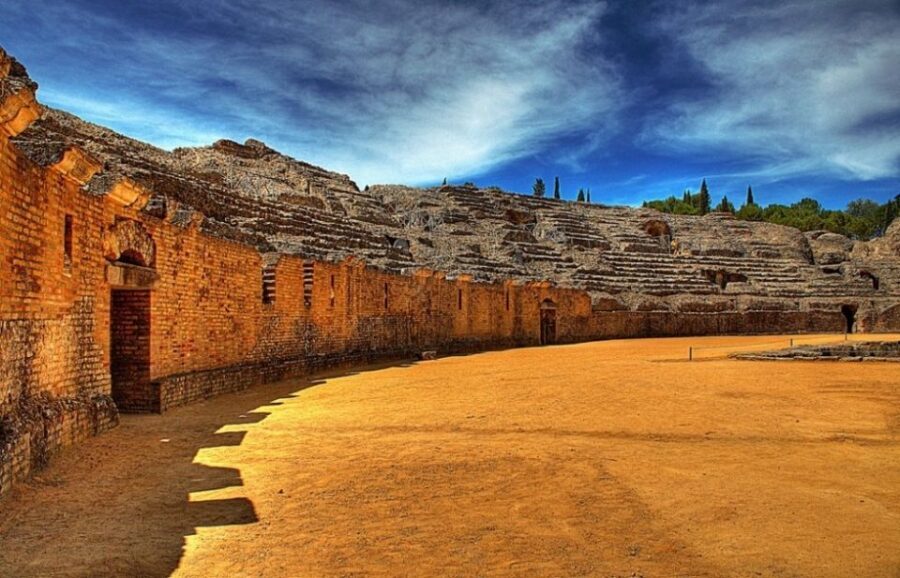 Seville: Roman City of Itálica 2 Hour Tour - Roman Itálica in 2 hours: what you’ll actually see
