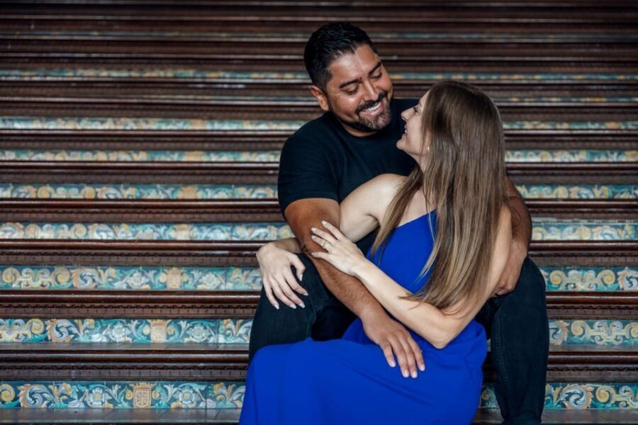 Seville: Romantic photoshoot for Couples - What to do before you go (so the session feels smooth)