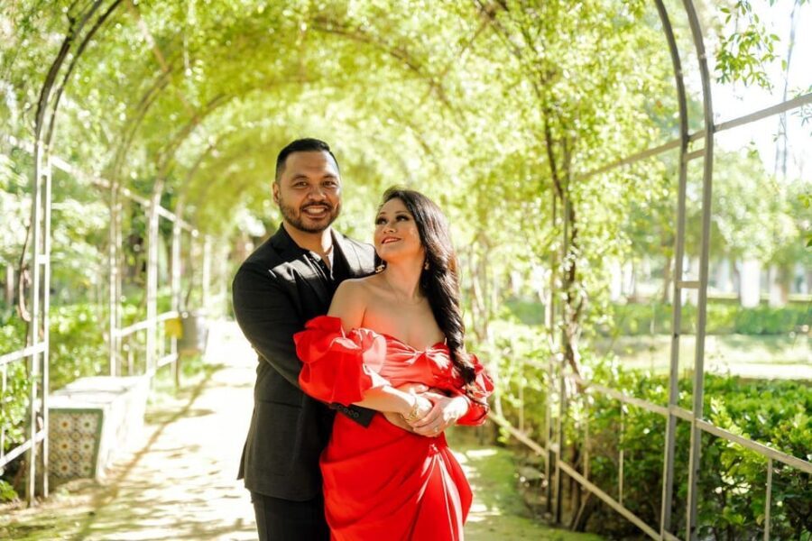 Seville: Romantic photoshoot for Couples - Small details that can make or break your results
