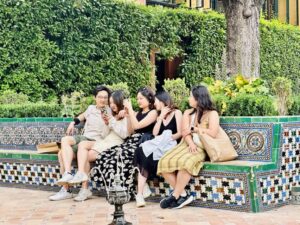 Seville: Royal Alcazar Guided Tour - Meeting at Plaza de España Fountain and Getting Inside Faster